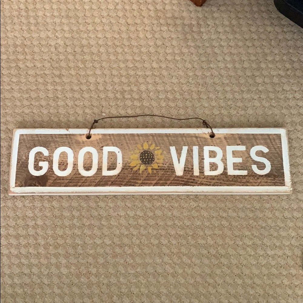 Brandy Melville “Good Vibes” wood sign